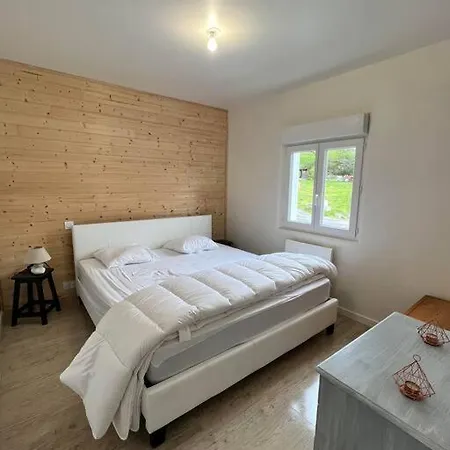 Chalet A Proximite Du Lac Villefranche De Panat Lestrade-et-Thouels